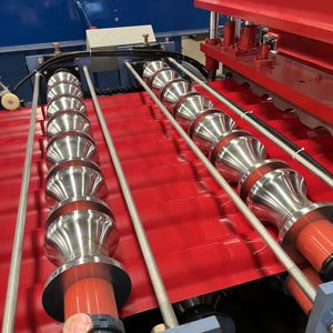 Rollform maschine Profil ier blech maschine Langs pannige Dach platte Dachbahn maschinen - Product Image 6