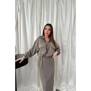 Ensemble sweat-shirt et jupe pour femme avec bordure kaki, collection de jupes en maille en gros - Product Image 3