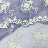 Tissu en dentelle brodée en organza de luxe, bord festonné, tulle floral pour robe de mariée, rideaux, décoration intérieure, artisanat