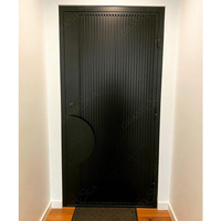 Australie villa design latte fer hing entrée double porte avec serrure intelligente pour entrée sans clé portes d'entrée pivotantes en aluminium