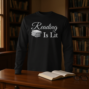 T-shirt a maniche lunghe Reading Is Lit, maglietta per insegnanti e appassionati di libri - Product Image 3