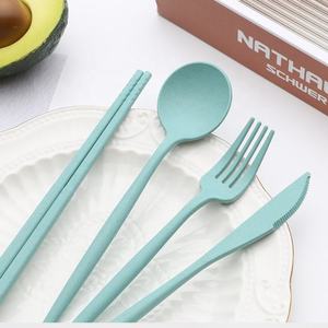 Juego de cubiertos portátil de paja de trigo con estuche, cuchara, tenedor, cuchillo y palillos reutilizables, juego de utensilios de viaje - Product Image 6
