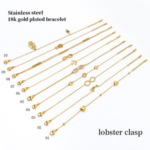 Pulsera de acero de titanio de 8 caracteres de alta calidad europea <span class=keywords><strong>americana</strong></span> para <span class=keywords><strong>mujer</strong></span>, eslabón de cadena de moda con pulseras chapadas en oro - Product Image 2