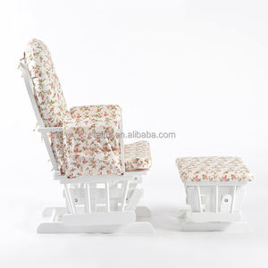 Fauteuil à bascule en bois de style Mid-Century Modern pour allaitement et relaxation dans la chambre de bébé - Product Image 3