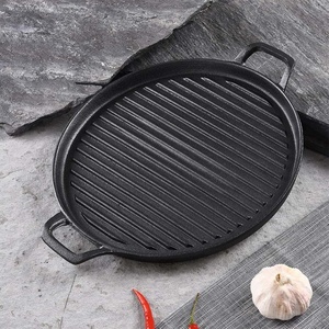 Poêle à <span class=keywords><strong>barbecue</strong></span> en <span class=keywords><strong>fonte</strong></span> <span class=keywords><strong>pour</strong></span> camping en plein air avec <span class=keywords><strong>plaque</strong></span> <span class=keywords><strong>de</strong></span> <span class=keywords><strong>cuisson</strong></span> en métal à double poignée et poêle à frire <span class=keywords><strong>pour</strong></span> <span class=keywords><strong>barbecue</strong></span> - Product Image 5