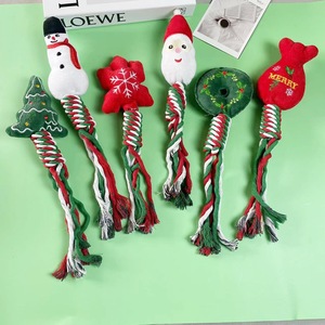 Giocattolo Natalizio in Peluche per Cani e Gatti con Suoni, Gioco Interattivo con Corda, Babbo Natale, Pulizia Denti per Cuccioli, Taglia Media, per Esterni - Product Image 5