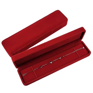 <span class=keywords><strong>Caja</strong></span> de Joyería de <span class=keywords><strong>Terciopelo</strong></span> Rojo de Lujo al por Mayor, <span class=keywords><strong>Caja</strong></span> de Embalaje de <span class=keywords><strong>Terciopelo</strong></span> para Anillos, Pendientes, Collares y Pulseras - Product Image 3