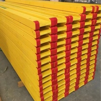 Poutre en bois H20 de 3,6 m avec revêtement plastique rouge, poutre H20 en bois d'occasion à vendre, coffrage en poutre H20 en bois