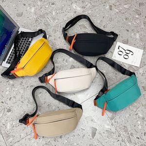 Sac banane de mode en nylon personnalisé pour femme, idéal pour la promenade en extérieur avec chien – Vente en gros - Product Image 1
