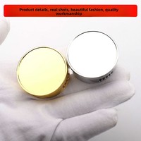 Diffuseur de parfum de luxe en métal doré pour grille d'aération de voiture, mini diffuseur rond en alliage de 3,8 cm, clip de parfum rechargeable pour véhicule