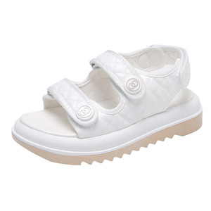 Sandales à semelle épaisse pour femmes, nouvelle version coréenne, style sportif, semelle souple, confortables, sandales de plage - Product Image 2