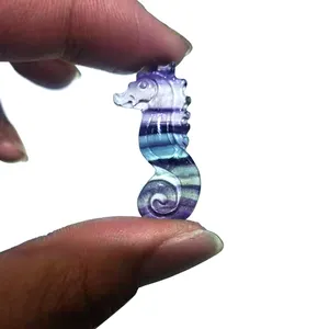 Groothandel Natuurlijke Regenboog Fluoriet Zee Paard Handcarving Rainbow Crystal Sea Horse Healing Mooie Cadeaus