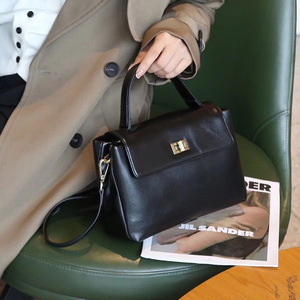 Sac fourre-tout en cuir véritable pour femme, sac à bandoulière élégant, sac à épaule rétro haut de gamme, sac à main polyvalent et tendance pour les trajets quotidiens - Product Image 2