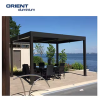 Petite chambre vitrée 4 saisons au design français, jardin d'hiver, véranda en aluminium avec porte pliante pour jardin extérieur