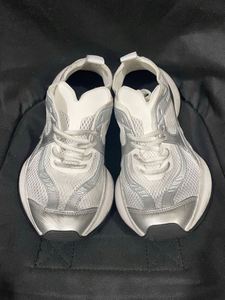 รองเท้ากีฬาลำลองคุณภาพสูงขายดีที่สุดปี 2026 - รองเท้าเดินสไตล์แฟชั่นสำหรับผู้ชายและผู้หญิง ดีไซน์เนอร์แบรนด์ดัง พื้นหนานุ่มสบาย ทำจากหนัง - Product Image 2