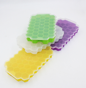 Khay Làm Đá Viên Silicon Tái Sử Dụng Hình Tổ Ong Màu Xanh Tím Xanh Lá Tùy Chỉnh 2021 Khuôn Silicon Có Nắp - Product Image 3