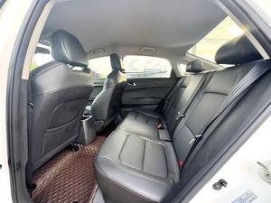 Effizientes Fahrdienstfahrzeug 2022 Changan Eado EV 53,6kWh Batterie Automatik Klimaanlage R16 Dunkel Automatikgetriebe für Taxi-Flotte - Product Image 5