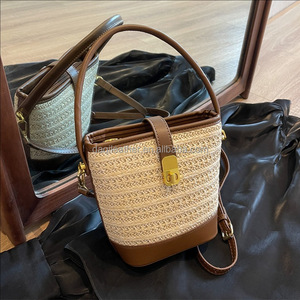 Sac à bandoulière en paille pour femme, haute qualité, imperméable, nouvelle collection été, avec poignée en PU - Product Image 1