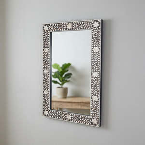 Espejo de Pared Rectangular Grande Moderno Personalizado de BS INTERNATIONAL con Marco de Incrustaciones de Hueso, Borde Pulido a Mano, Grosor de 6 mm, para Sala de Estar - Product Image 1