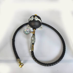 Dispositif de tamponnage de cylindre hydraulique pour tracteur haute puissance, dispositif de liaison pour équipement agricole avec cylindres hydrauliques - Product Image 3