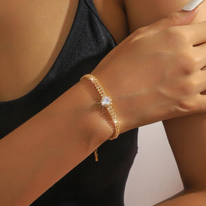 Ensemble collier et boucles d'oreilles classiques en strass et zircon pour femme, design rétro exagéré, cadeau pour robe de soirée - Product Image 5