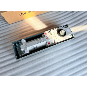 อุปกรณ์ฮาร์ดแวร์บานพับประตูแบบหมุนคุณภาพสูง ระบบสปริงไฮดรอลิกติดพื้น <span class=keywords><strong>BTS</strong></span> 75v สปริงประตูแบบซ่อนสำหรับประตูแบบหมุน - Product Image 2