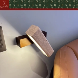 Applique murale rectangulaire inclinée GOLDKING en travertin beige chaud et bois <span class=keywords><strong>de</strong></span> noyer, style moderne pour hôtels et résidences, personnalisable OEM ODM, vente directe - Product Image 2