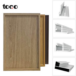 Marco <span class=keywords><strong>de</strong></span> Puerta <span class=keywords><strong>de</strong></span> Diseño Moderno con Acabado <span class=keywords><strong>de</strong></span> Madera <span class=keywords><strong>de</strong></span> Alta Calidad, Perfiles <span class=keywords><strong>de</strong></span> Aleación <span class=keywords><strong>de</strong></span> Aluminio, Grosor Personalizable, Corte para Decoraciones - Product Image 1