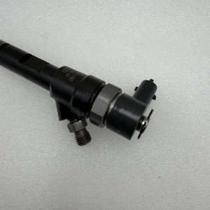 Injecteur de carburant diesel 0445110038 0445110110 0445110021 0445110280 0445110414 0445110652 pour moteur D19 / D20 / 4DE1 - Product Image 6