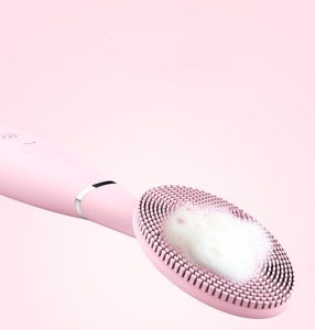 Cepillo de limpieza facial eléctrico de silicona Limpiador profundo de poros de belleza vibratorio de mano con exfoliantes Cepillo de limpieza facial - Product Image 4