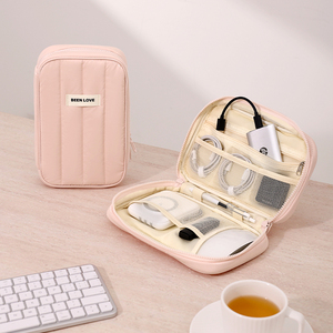 Organizador de Cables Multifuncional de Tela con Acabado Brillante, Tipo Piso, de Tres Capas, Portátil, Moderno y Premium, Bolsas para Almacenamiento y Gestión de Cables - Product Image 2