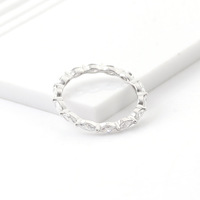 Bague de luxe légère haut de gamme en or 18 carats avec sertissage clos et diamants incrustés, en moissanite, pour femme, coupe marquise, style européen