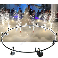Effet pyrotechnique froid, système de tir à 360 degrés, fontaine à étincelles à distance intérieure, machine à feux d'artifice, événements de mariage, décorations de pétards