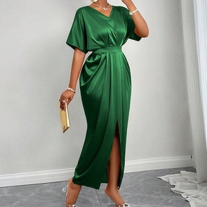 เดรสผู้หญิงแฟชั่นทรงวีคอ แขนสั้น เอวสูง ผ่าข้าง ดีไซน์หรูหรา - Product Image 4