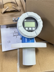 เครื่องส่งสัญญาณวัดระดับแบบอัลตราโซนิก Endress+Hauser Prosonic FMU42เซ็นเซอร์วัดระดับแบบอัลตราโซนิก E+H Prosonic FMU42วัสดุ PVDF - Product Image 3