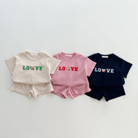 Ensemble pour bébé et tout-petit de style coréen Angou, nouvelle arrivée estivale, garçons et filles, haut en gaufre mignon brodé + short uni