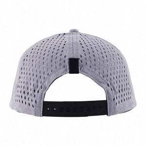 Gorra de Béisbol de 6 Paneles con Logotipo Bordado, Impermeable, Personalizada con Corte Láser Perforado, Deportiva, 100% Poliéster - Product Image 4