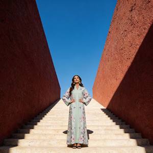 Robe Abaya en Polyester Imprimée Personnalisée de Haute Qualité, Vente en Gros Premium, Élégante, pour Femmes Musulmanes, Occasion du Soir - Product Image 3