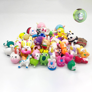 Vendita calda fai da te penna con perline multistile unicorno personalizzato in PVC 3D cartoni animati ciondoli focali penna Topper giocattolo Capsule di plastica artigianato - Product Image 3