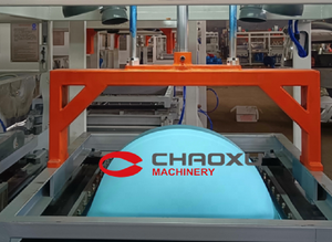 Máquina de Termoformado al Vacío CHAOXU para la Producción de Maletas con Ruedas en Egipto - Product Image 6