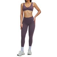 Ensemble de yoga 2 pièces pour femmes, coupe ajustée, couleur unie violette, soutien-gorge de sport super doux, leggings taille haute, vente en gros, gym, fitness pour femmes