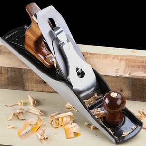 Outils de charpentier durables de Style européen à fond plat en <span class=keywords><strong>acier</strong></span> stable de sortie d'usine - Product Image 5