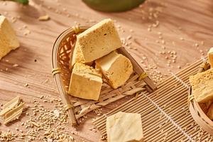 Handmade Sour Honeycomb Malt <span class=keywords><strong>Candy</strong></span> Blocos Customizável OEM Exportação Transfronteiriça para Latte Coffee Snacks Companion <span class=keywords><strong>Mint</strong></span> Bulk - Product Image 2