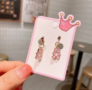 Vente en gros de <span class=keywords><strong>boucles</strong></span> <span class=keywords><strong>d</strong></span>'<span class=keywords><strong>oreilles</strong></span> <span class=keywords><strong>pendantes</strong></span> dessin animé mignon pour enfants étudiants bébé animal clip <span class=keywords><strong>d</strong></span>'oreille <span class=keywords><strong>boucles</strong></span> <span class=keywords><strong>d</strong></span>'<span class=keywords><strong>oreilles</strong></span> indolores <span class=keywords><strong>boucles</strong></span> <span class=keywords><strong>d</strong></span>'<span class=keywords><strong>oreilles</strong></span> petite fille - Product Image 5