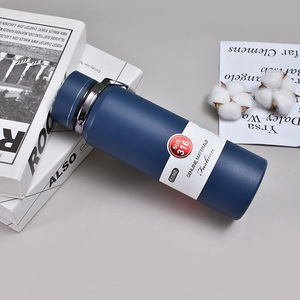 <span class=keywords><strong>Thermos</strong></span> à vide en acier inoxydable 316, grande capacité, design élégant, <span class=keywords><strong>avec</strong></span> corde de transport, pour sports de plein air - Product Image 6