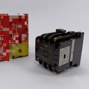 Contactor C45 220v/50hz-264vwbr/60hz 037l0071-31 Nuevo Original en Stock, PLC Dedicado para Automatización Industrial - Product Image 1