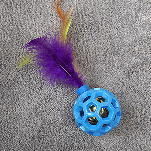 <span class=keywords><strong>Balle</strong></span> évidée Jouets interactifs pour chiens et chats Balles de jouet en <span class=keywords><strong>plastique</strong></span> TPR <span class=keywords><strong>Balle</strong></span> de jouet pour animaux de compagnie résistante aux morsures avec cloche - Product Image 5