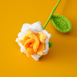 Fleurs tricotées à la main en laine, plusieurs couleurs, roses au crochet, fils simulés, fleurs finies pour la décoration intérieure - Product Image 6