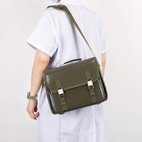 Sac médical portable vert foncé et rouge, imperméable, en tissu Oxford, avec bandoulière, idéal pour les soins ambulatoires et la prévention des épidémies