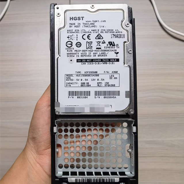 Huaweis 2.5 Inch 02350EEG STLZA4SAS600 600GB 15K RPM SAS Hard Drives HDD for OceanStor 5500 V5/OceanStor 5300 V5